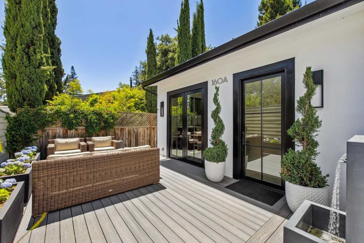 160 Tasso St #A - Photo 3 of 11