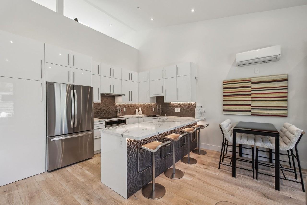 160 Tasso St #A - Photo 5 of 11