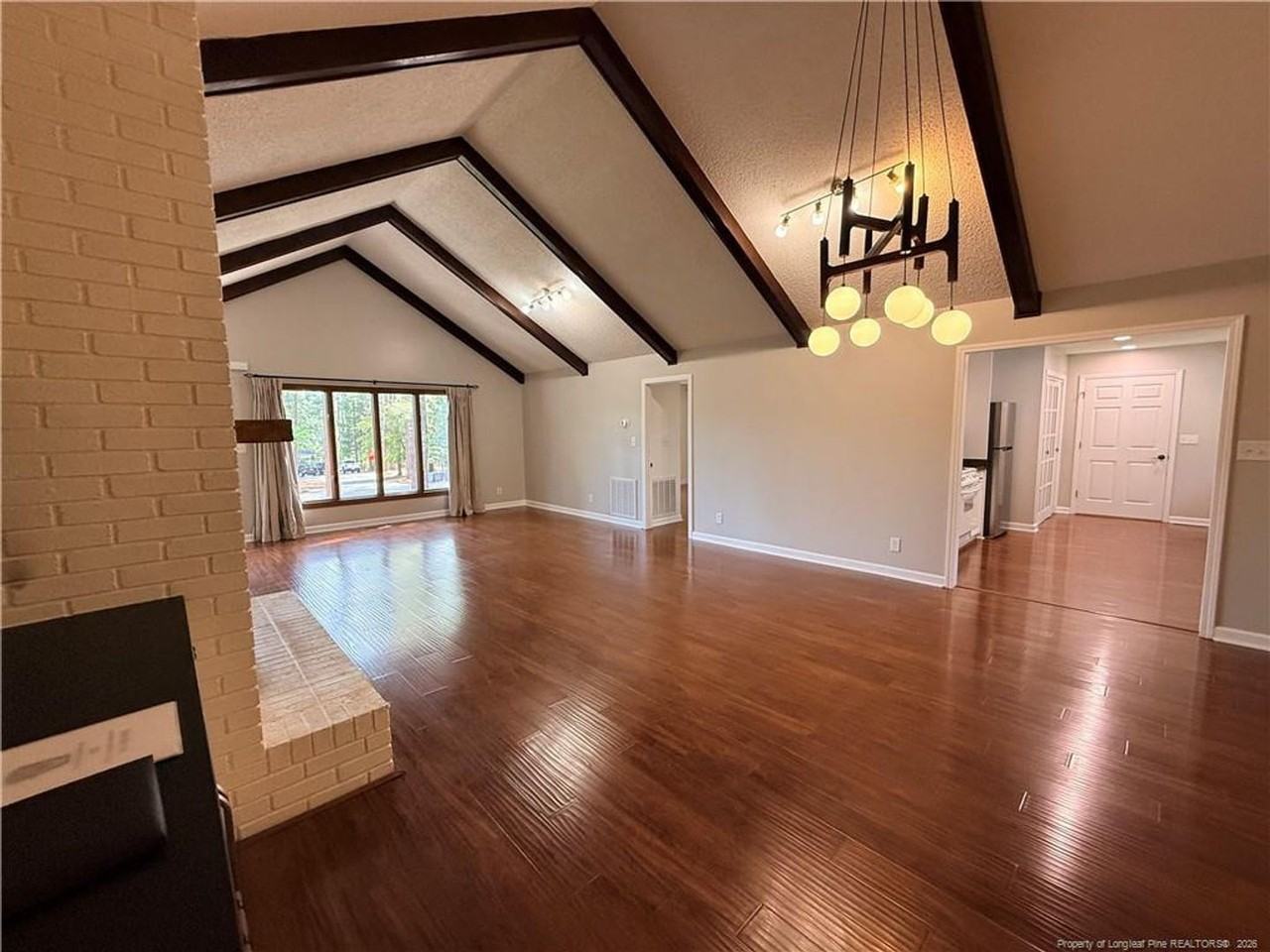 46 Shadow Dr - Photo 4 of 22