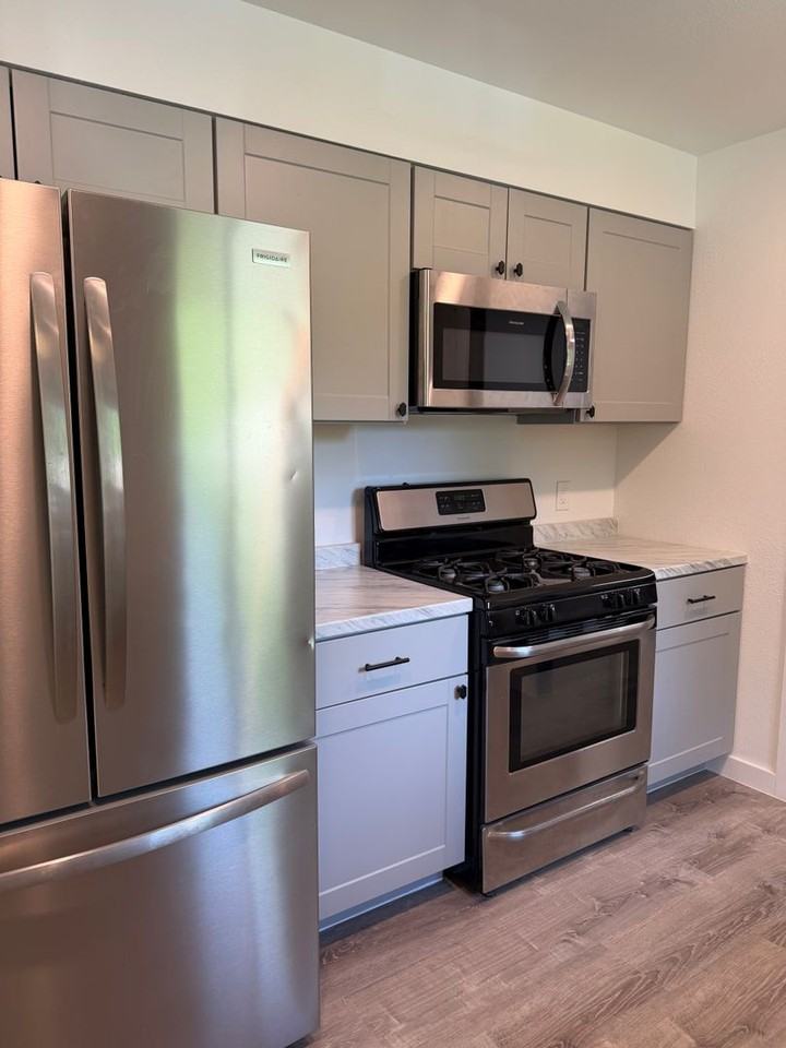 340 S Kobuk St - Photo 5 of 16