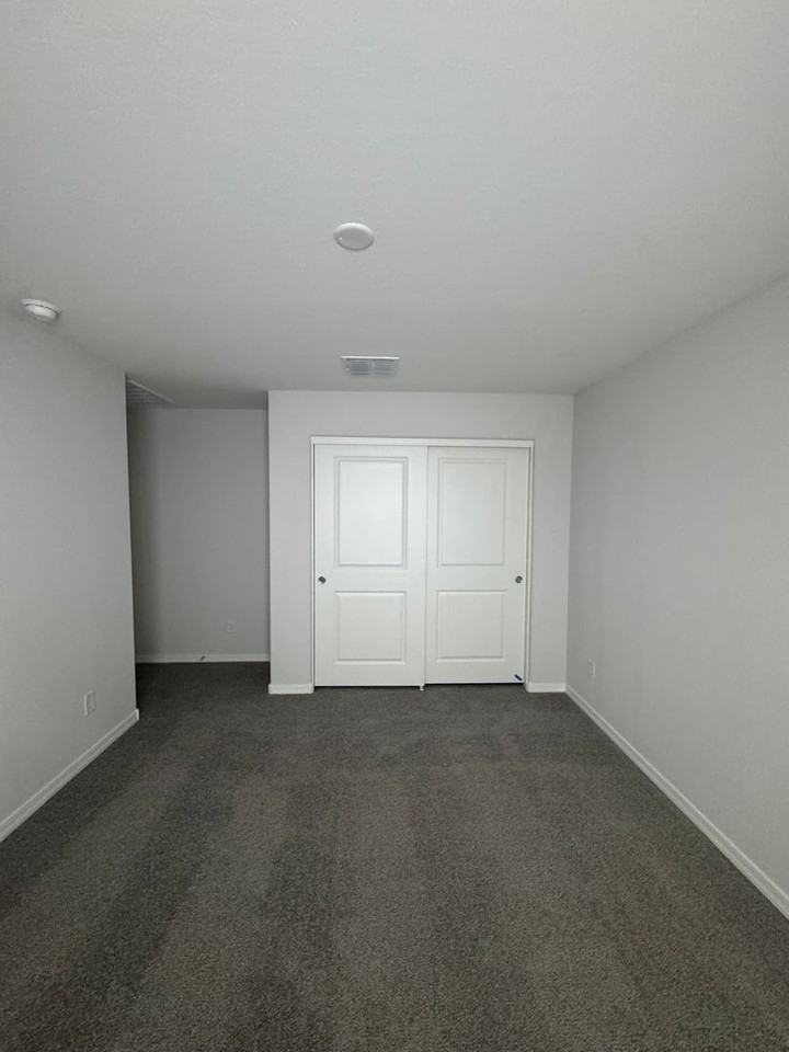 16510 W Whispering Wind Dr - Photo 3 of 19
