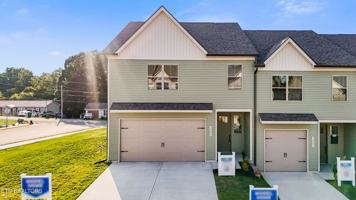 featured image of 1708 Bennett Village Dr