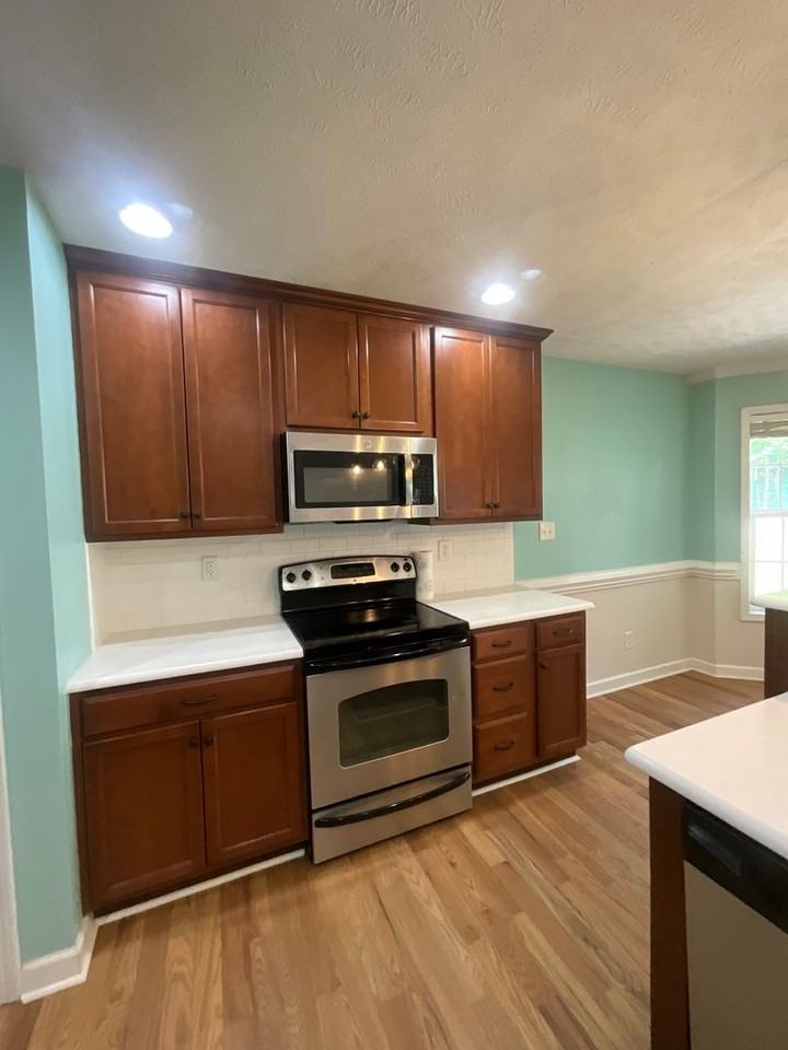 404 Windover Dr - Photo 6 of 32