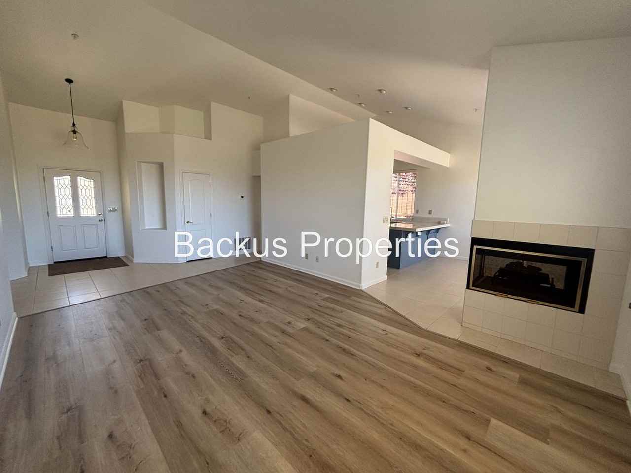 18223 Viewcrest Ln - Photo 6 of 24