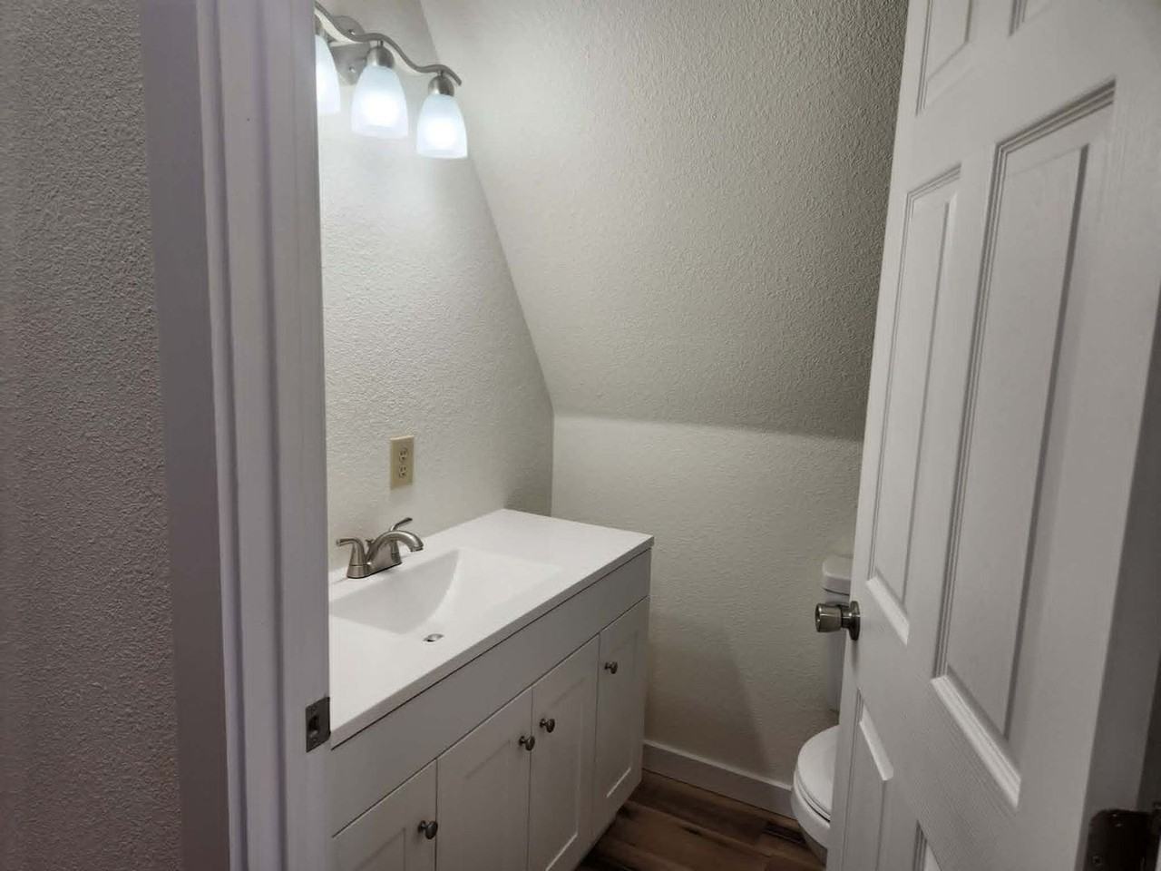 12297 Blackwell Rd - Photo 7 of 10