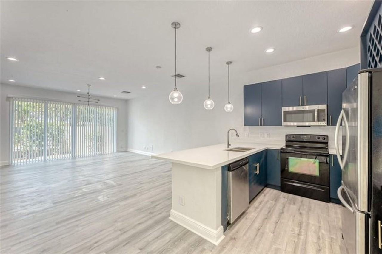 502 Sw 4th Ave - Photo 2 of 13