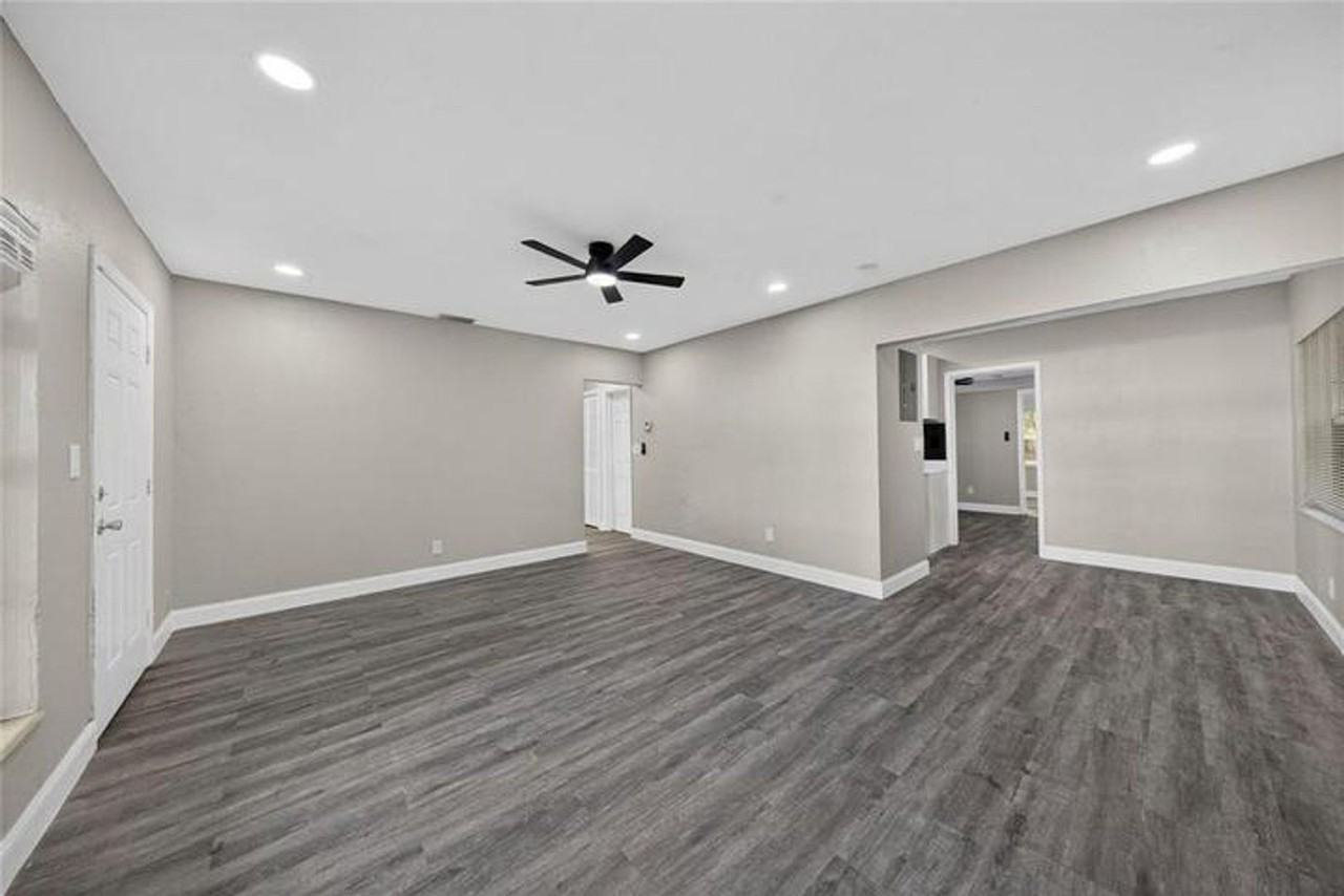 1541 Nw 7th Ter - Photo 5 of 15