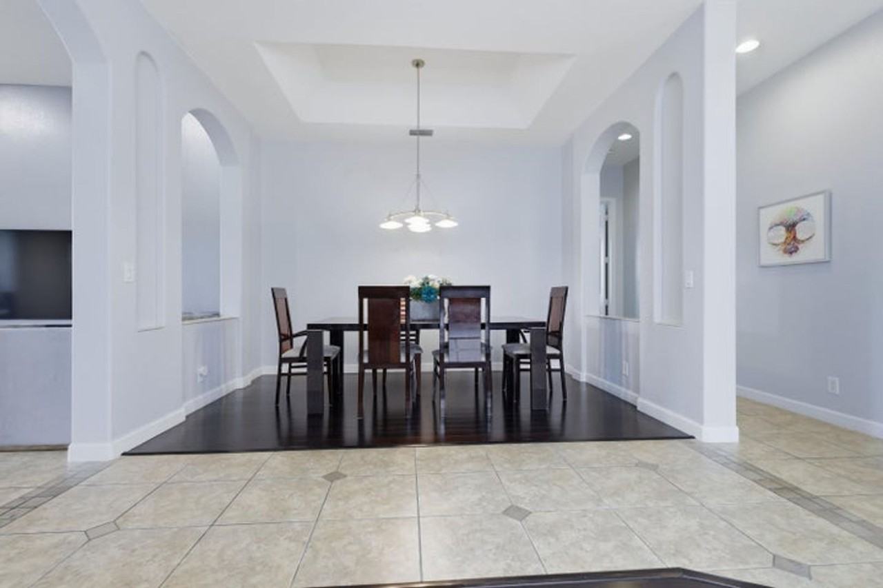 12290 Nw 77th Mnr - Photo 4 of 15
