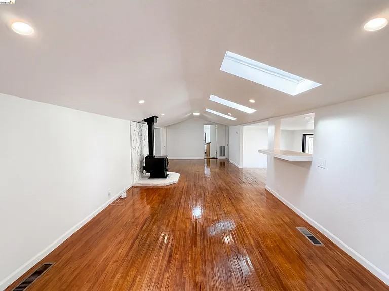 155 Estates Drive - Photo 3 of 8