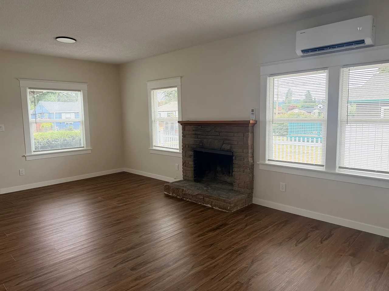 1303 4th Avenue Northwest - Photo 3 of 22