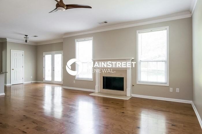1604 Silver Oak Dr - Photo 3 of 17