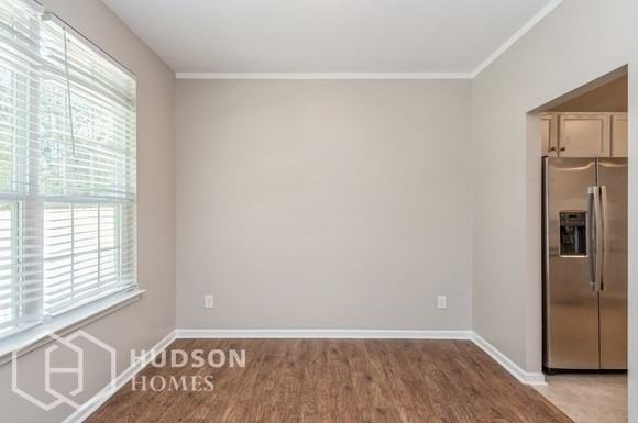 156 Valerie Dr - Photo 6 of 15