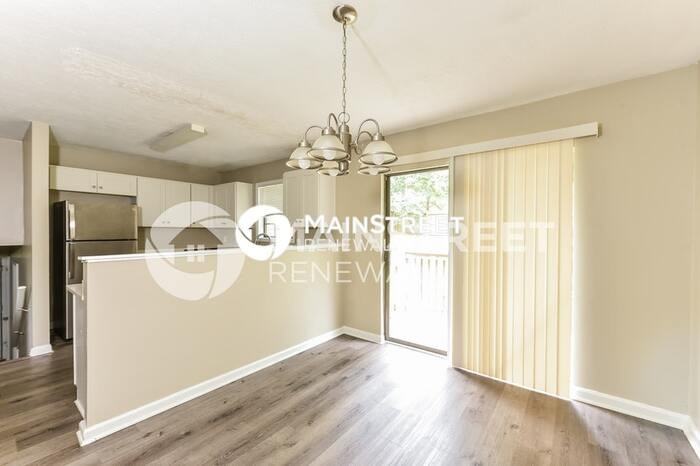 3847 Rocklane Ct - Photo 6 of 18