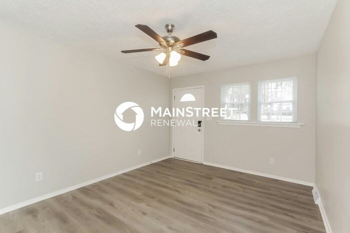 5021 Curtiswood Dr - Photo 6 of 16