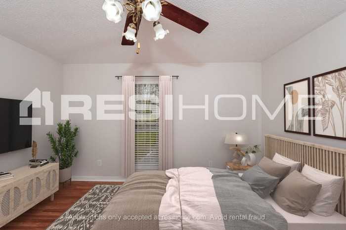 6870 Ridgewood Dr - Photo 6 of 17