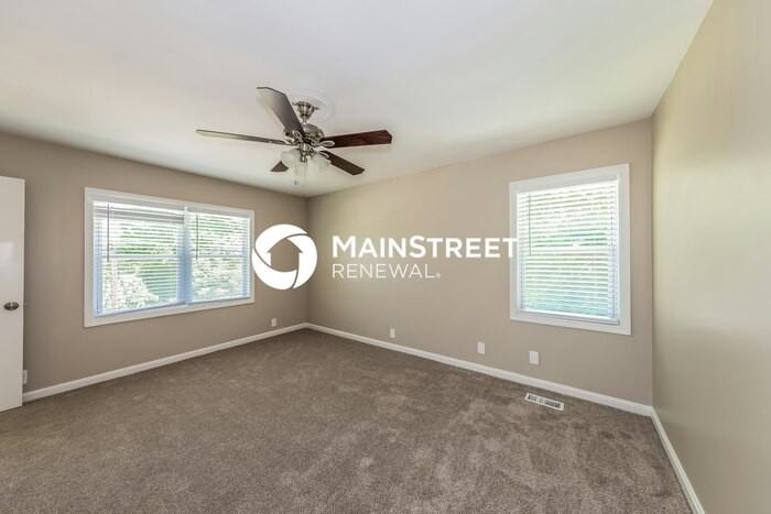 1807 Buchanan St - Photo 7 of 18