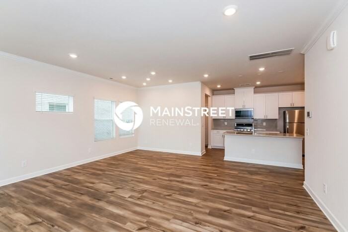 3316 Lisburn St - Photo 6 of 17
