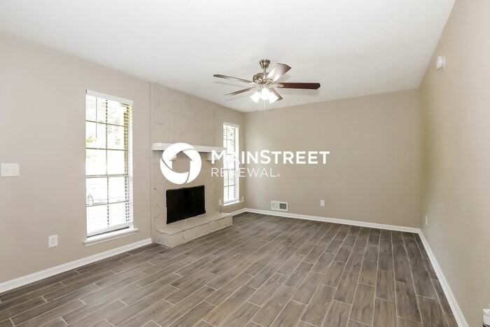 3828 Burnt Leaf Ln - Photo 4 of 16