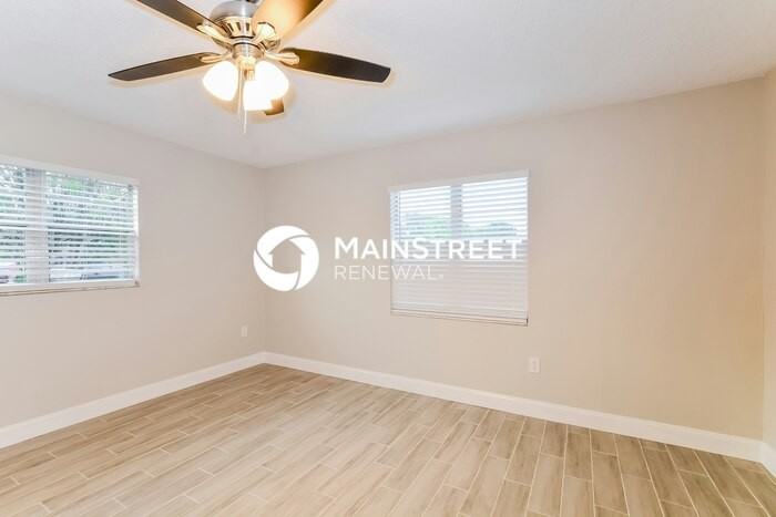 7618 Cassino Ave - Photo 7 of 16