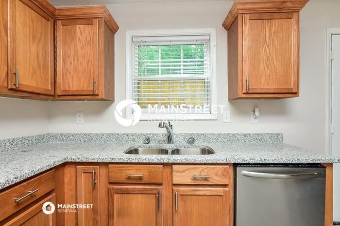 6825 Mahonia Pl - Photo 6 of 17