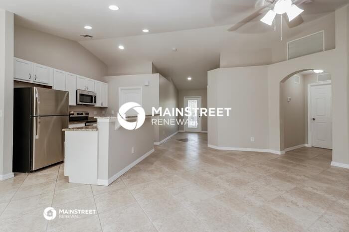 340 Ne 30th Ter - Photo 6 of 16