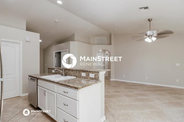 340 Ne 30th Ter - Photo 7 of 16
