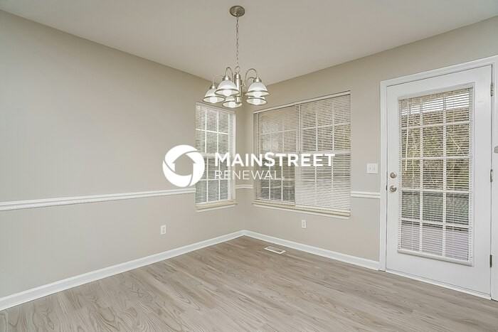 1705 Pine Crest Ct - Photo 4 of 17