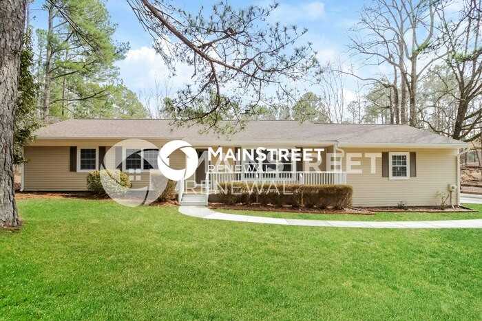 1238 Lakeview Pkwy - Photo 3 of 16