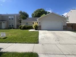 featured image of 1813 W Dew Mist Dr