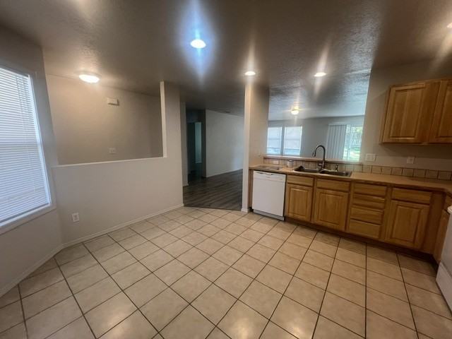 1813 W Dew Mist Dr - Photo 5 of 20