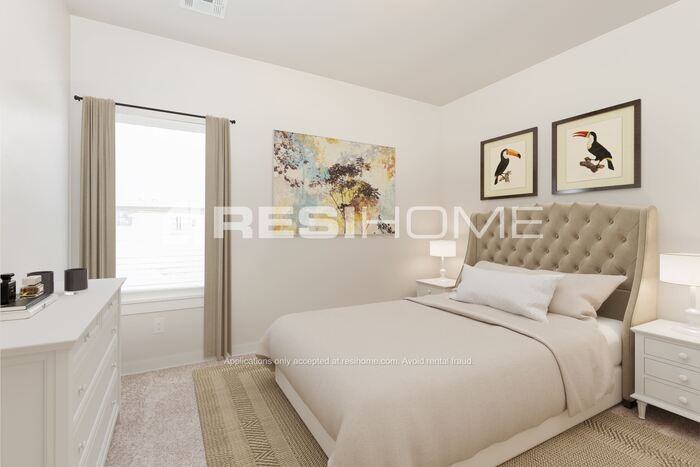 1201 Round Leaf Rd - Photo 7 of 17