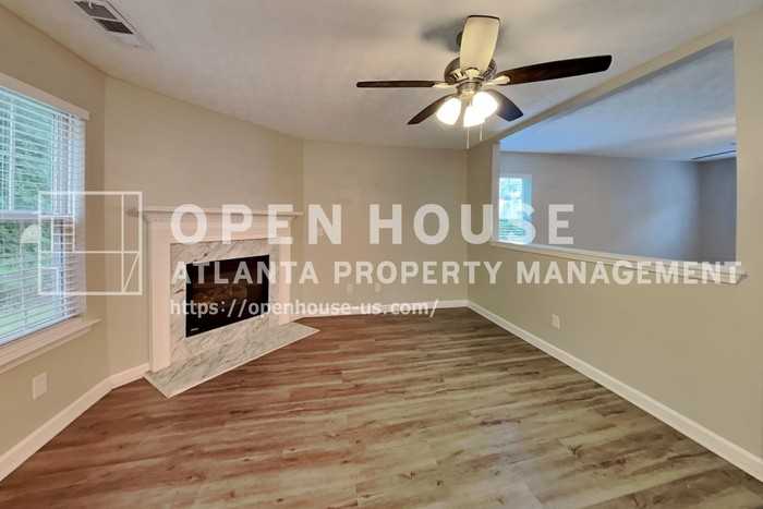 4557 Darrowby Dr - Photo 4 of 20