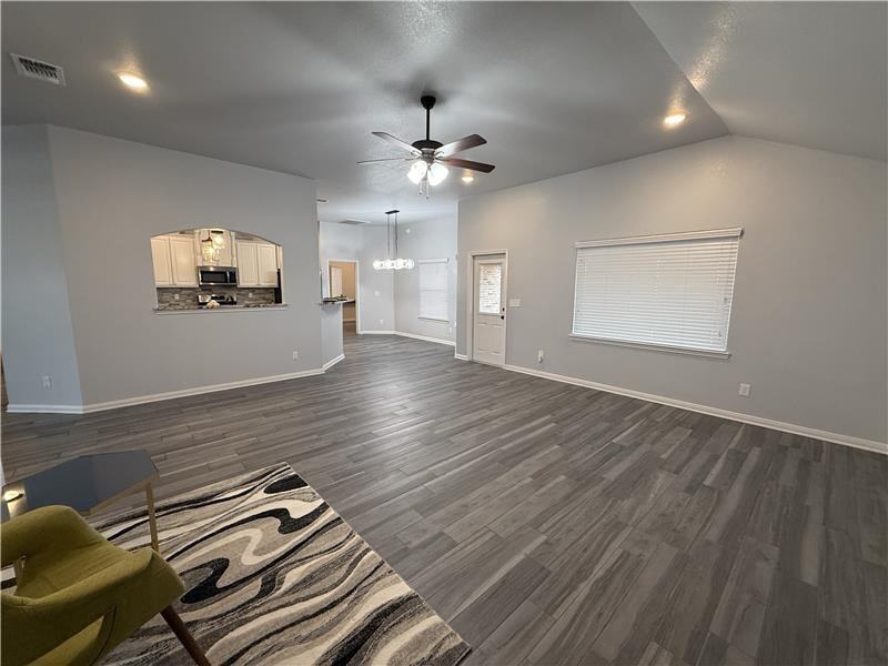 8301 Grayson Trl - Photo 5 of 40
