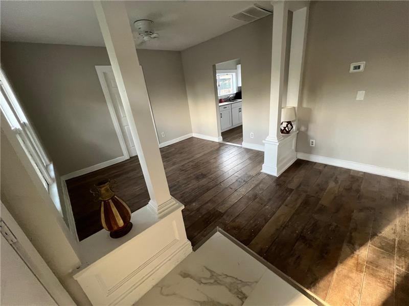 8210 N 13th St - Photo 3 of 20