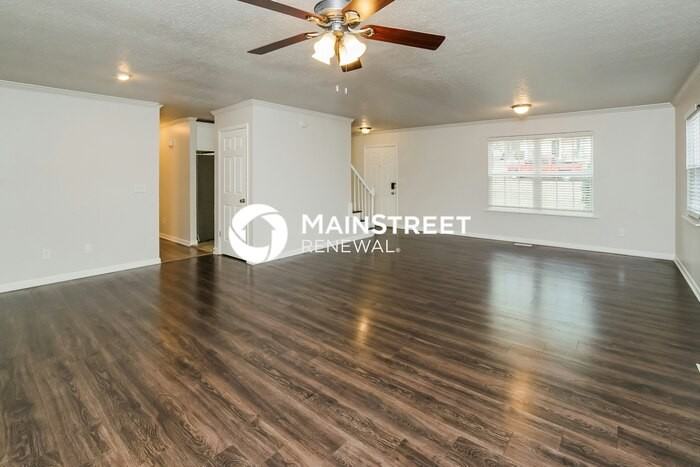 1616 Summerhill Dr - Photo 6 of 17