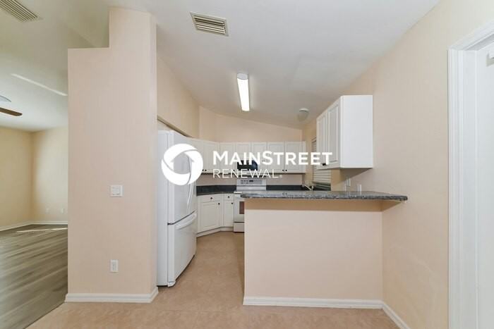 2934 Wyola Ave - Photo 6 of 16