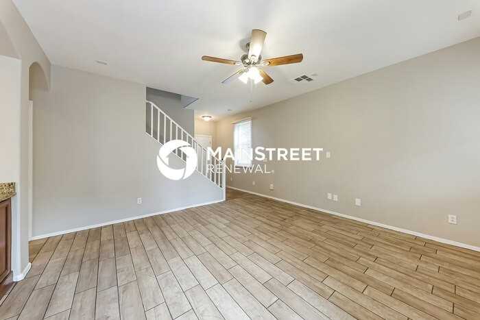 2229 E Sunland Ave - Photo 5 of 17