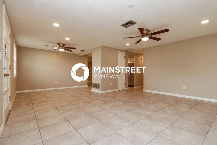 3600 Trask Dr - Photo 4 of 16
