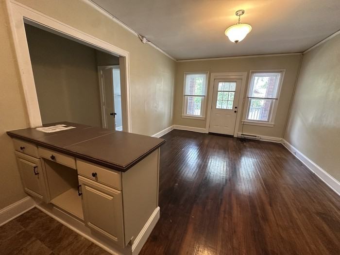 232 W Mclelland Ave #10 - Photo 4 of 10