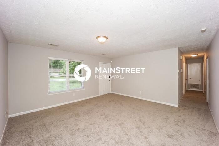 1328 Labelle St - Photo 5 of 15