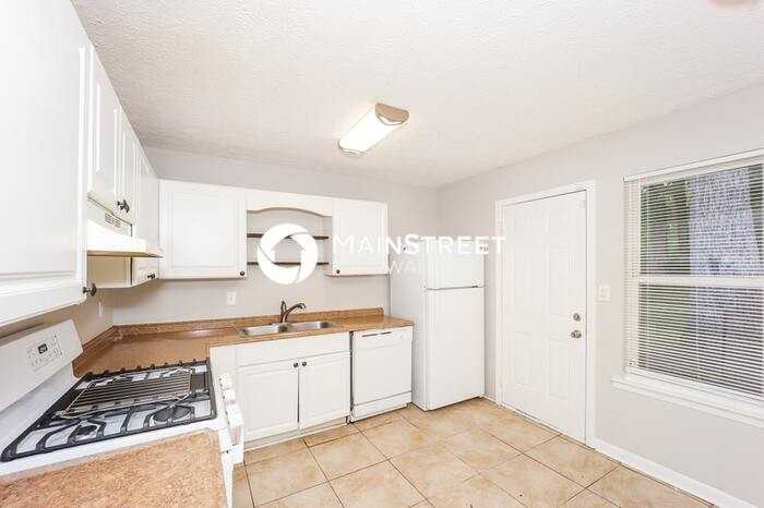 1328 Labelle St - Photo 7 of 15
