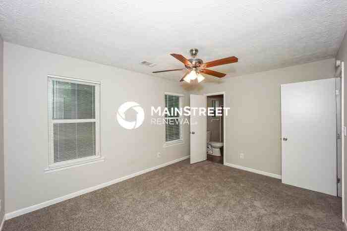 1328 Labelle St - Photo 7 of 15