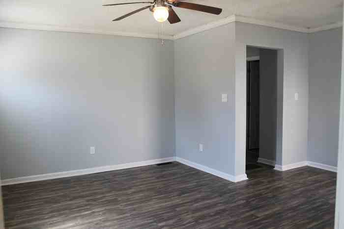 1419 Filbert St - Photo 4 of 16