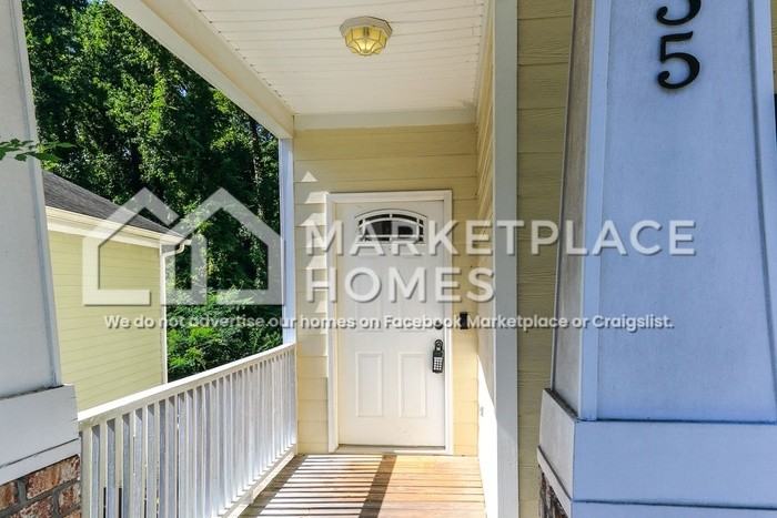 35 Greenbrook Ct - Photo 3 of 26