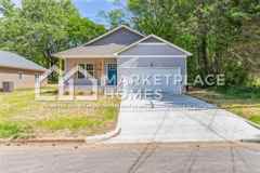 1612 College St Se - Photo 1 of 1