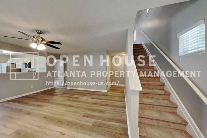 76 Arrowhead Dr - Photo 6 of 20