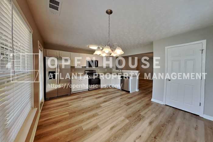 76 Arrowhead Dr - Photo 7 of 20