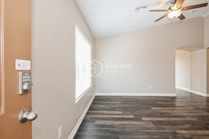 12033 W Aster Dr - Photo 4 of 28