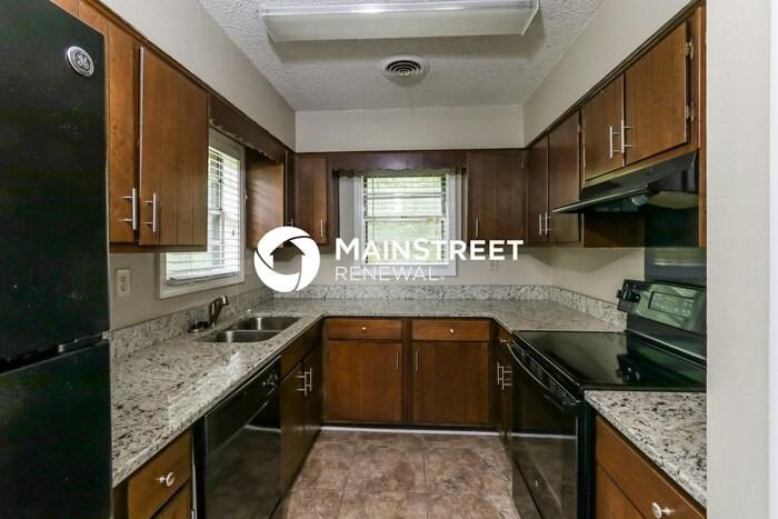 4018 Sandburg St - Photo 6 of 17