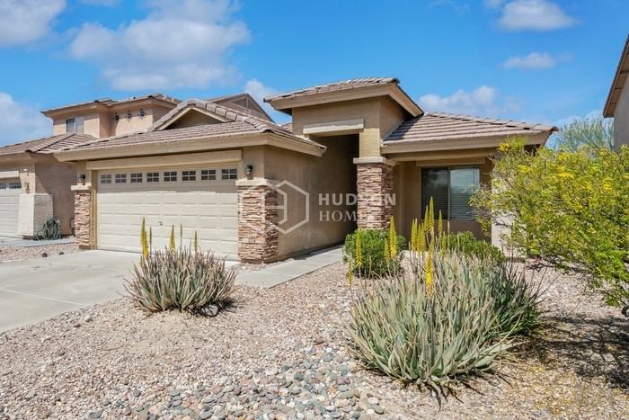 23796 W La Vista Dr - Photo 4 of 27